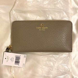 NWT Kate spade wallet